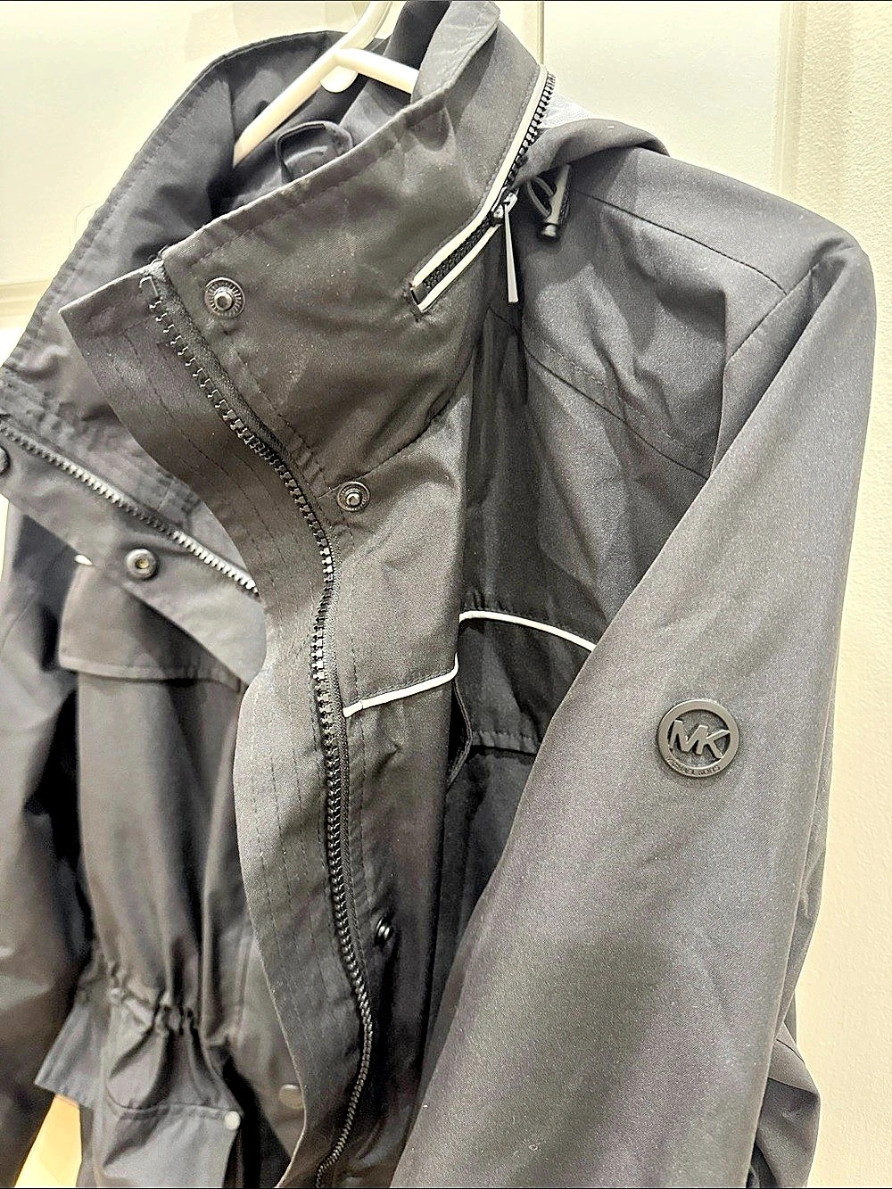 Michael Kors Women's Black Utility Hooded Jacket Size Large - Picture 5 of 8